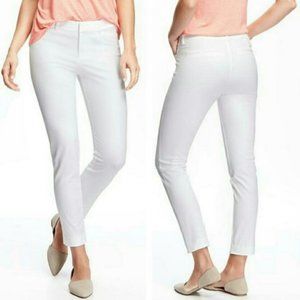 Old Navy White Mid Rise Pixie Chino Pants